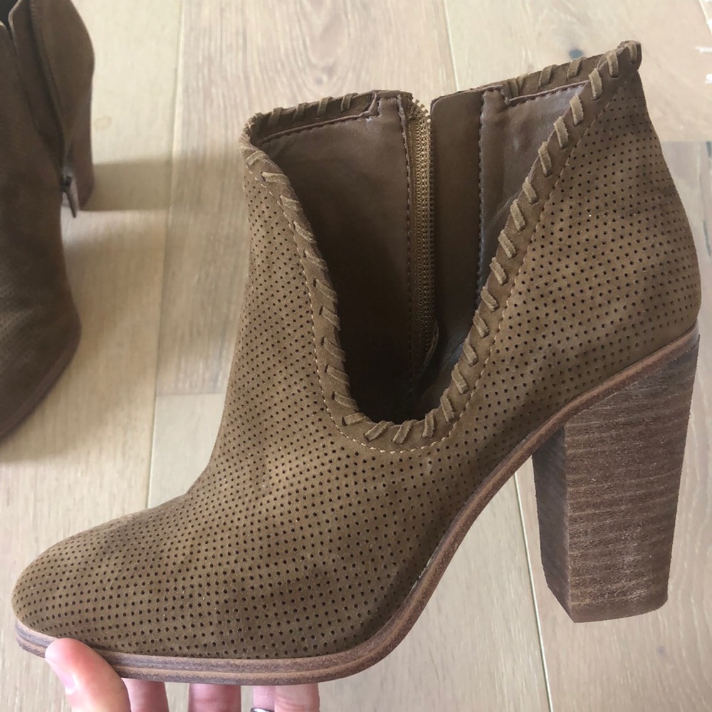 Brand New Vince Camuto Booties